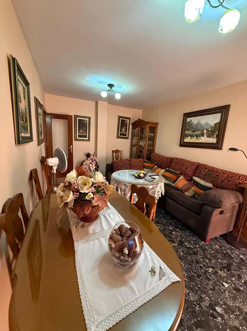 Vivienda Plurimaliar P193 en venta en Peal de Becerro (Jaén)